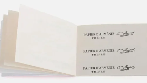Vista 2 de Papier d'Armenie La Rose Burning Papers (1 libro de 12 hojas)