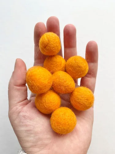 Vista 6 de 2.5 cm handmade felt balls - Bulk Quantity: 50 - Halloween Colors: Pumpkin, Orange, Lime, White, Black - 100% Wool Poms for Crafting, Garland