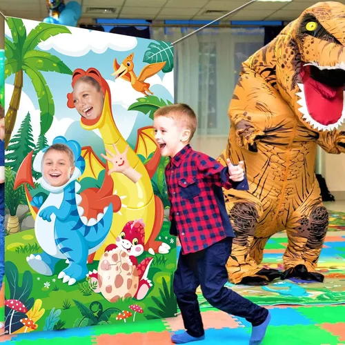 Vista 6 de DPKOW Accesorio para fotos de fiesta de dinosaurios para niños, divertido telón de fondo de cara en el agujero, pancarta de puerta de dinosaurio