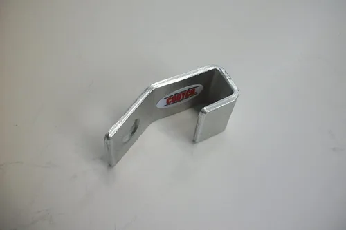 Vista 6 de CodyCo Soporte de seguridad para RTIC 20 Cooler Overbend con Master Python 6' Cable Lock