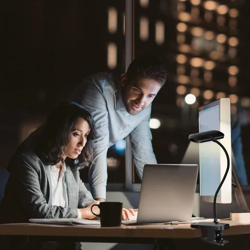 Vista 7 de Lámpara de escritorio LED recargable, luz de lectura con clip para cabecero