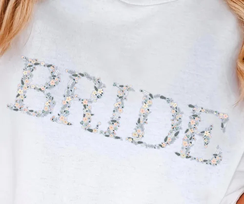 Vista 3 de Sudadera de Novia, Regalo de Compromiso, Futura Sra., Regalo para la Futura Novia, Regalo de Despedida de Soltera en Relieve, Prometida
