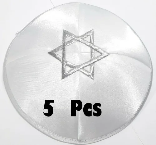 Vista 3 de Kippah de satén blanco para hombres y niños, Kippa judía tradicional, 7.9-8.3in, hermoso kipah de satén blanco, sombrero Yamaka judío, paquete de 5