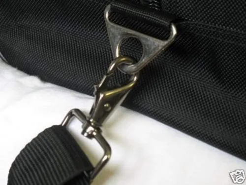 Vista 4 de Bolsas de equipaje ajustadas personalizadas de 3 piezas para Nissan 370Z, Negro