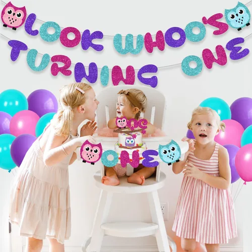 Vista 3 de Decoraciones de fiesta de primer cumpleaños de búho de dibujos animados para niños y niñas con Look Who's Turning One, globo de látex, decoración
