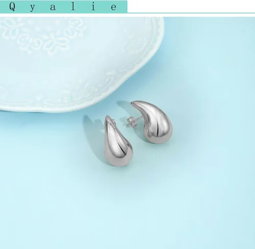 Vista 4 de Qyalie Aretes de aro de oro grueso para mujer, aretes de lágrima de moda, grandes, gruesos, ligeros, chapados en oro de 18 quilates, joyería