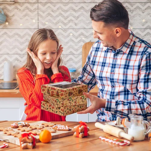 Vista 5 de Spiareal Paquete de 12 Cajas de Galletas de Navidad de 10 x 10 x 2.5 Pulgadas Latas de Galletas con Tapas para Dar Regalos Cajas de Panadería