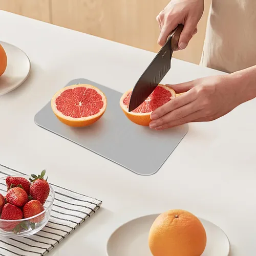 Vista 7 de DOITOOL Tabla de cortar de acero inoxidable de 9.25 x 5.70 pulgadas, bloque de cortar de metal reversible con mango para cocina, frutas, verduras