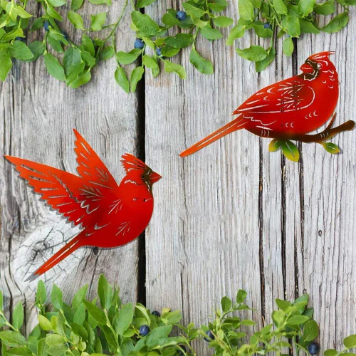 Vista 6 de Paquete de 4 piezas de arte de pared cardenal de metal, decoración de pájaros de metal 3D, adornos hechos a mano, pájaro rojo ágil, regalos