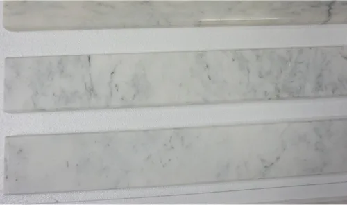 Vista 3 de Sillas italianas de mármol pulido Bianco Carrara