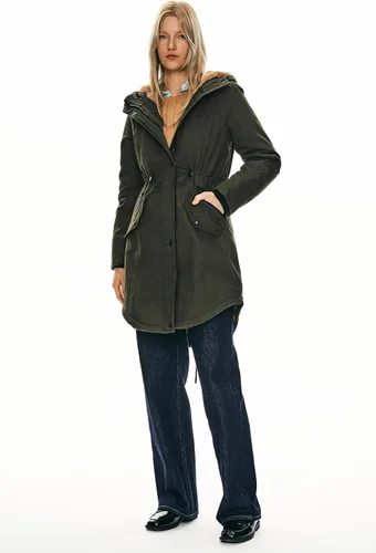Vista 7 de Orolay Chaqueta de invierno con capucha para mujer, tipo parka, forrada de polar grueso, con bolsillos