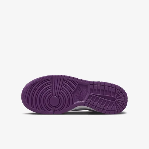 Vista 438 de Nike Kid's Dunk Low Sneaker