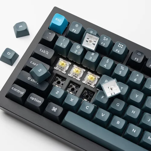 Vista 2 de Keychron Q1 Pro Teclado mecánico inalámbrico personalizado, QMKVIA programable de aluminio completo 75% diseño BluetoothRGB con cable