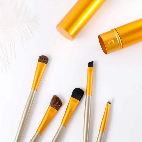 Vista 6 de AKOAK 5 unids/set Viaje Portátil Mini Ojo Maquillaje Cepillo Aplicar Sombra de Ojos Delineador de Cejas Cepillo de Maquillaje de Labios Set de Negro