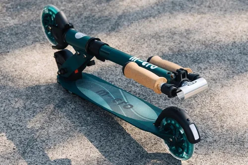Vista 7 de Classic LED Bundle by Micro Scooters Verde (Eco Green)