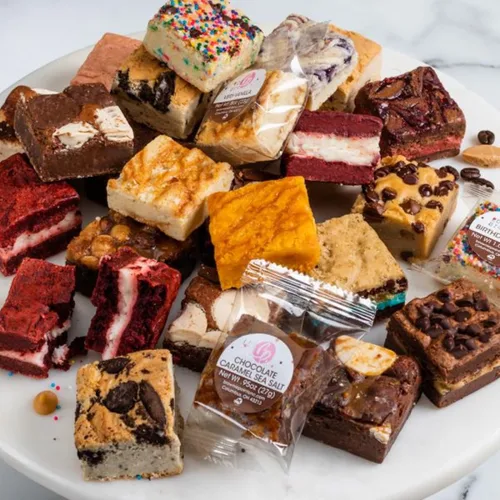 Vista 3 de Brownie Points Brownies para bebé, 75 ingredientes envueltos individualmente, ingredientes finos y frescos, caja de regalo y cestas de regalo
