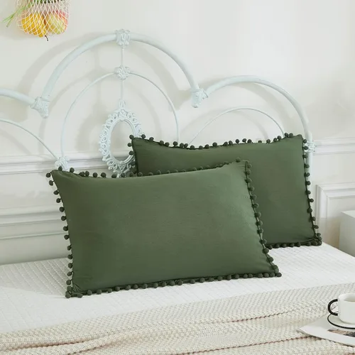 Vista 47 de Juego de 2 fundas de almohada con pompones color verde aguacate, tamaño Queen estándar, 100% microfibra lavada, funda de almohada con flecos de bola