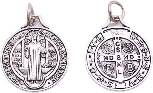Vista 2 de Wowser San Benito Protección contra el Mal Colgante Tono Plateado, Regalo Religioso, Juego de 10, 0.75 pulgadas, Metal, No es una piedra preciosa