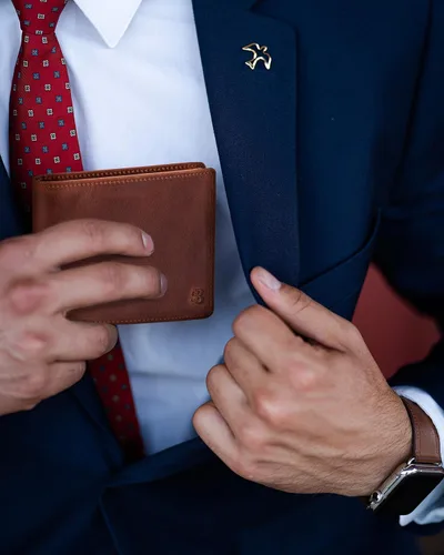 Vista 2 de SERMAN BRANDS Cartera de 2 ventanas de identificación para hombres con bloqueo RFID, tapa plegable, cartera de viaje de capacidad adicional