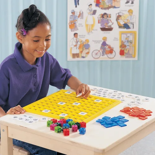 Vista 3 de Learning Resources Tablero de cien números, matemáticas tempranas, juegos de conteo para niños, juego de 151 piezas, a partir de 5 años