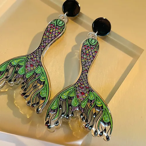 Vista 2 de QUPENGXU Aretes retro de cola de sirena de océano delicado acrílico para mujeres y niñas