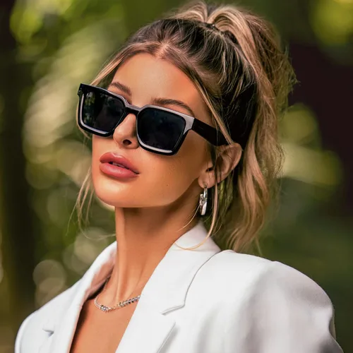 Vista 4 de Prive Revaux The Victoria - Gafas de sol para mujer Caviar negro