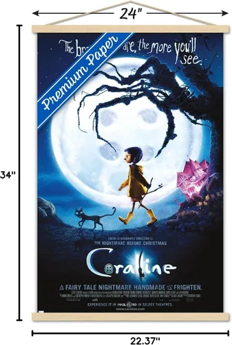 Vista 7 de Trends International Coraline - Póster de pared de una hoja Braver, 22.37 x 34.00 pulgadas, paquete de impresión premium y colgador de madera de haya