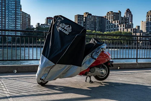 Vista 4 de Funda Resistente Pequeña de 250cc para Motocicleta - Fundas Impermeables para Motocicletas para Almacenamiento al Aire Libre - Funda Impermeable
