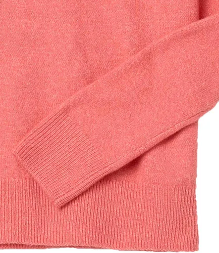 Vista 7 de Tienda Essentials Women's Classic-Fit Soft Touch Long-Sleeve Crewneck Sweater