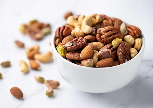 Vista 4 de Food to Live Mezcla prémium de cuatro nueces, 8 onzas, una mezcla de pistachos tostados secos, almendras, nueces, anacardos y almendras con sal