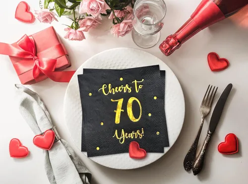 Vista 3 de Servilletas de cóctel de Cheers to 70 años, decoraciones de feliz cumpleaños 70 para hombres y mujeres, decoraciones de fiesta de aniversario