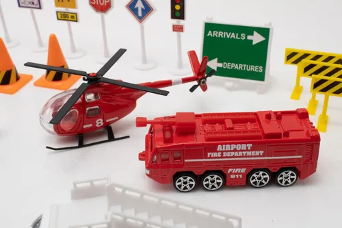 Vista 3 de Daron Southwest Airlines Airport Playset de juguete fundido a presión a