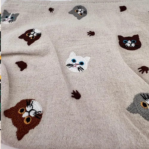 Vista 5 de allydrew Bolsa de cosméticos, maquillaje y neceser de viaje, Gatos bordados