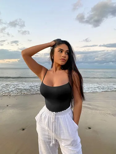 Vista 3 de eoeoo Body sin mangas con cuello redondo y tirantes delgados ajustables para mujer