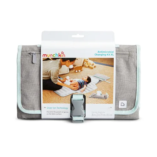 Vista 6 de Munchkin Cambiador portátil – Cambiador de pañales ligero y compacto para bebé con tecnología Silver-Ion, incluye 12 bolsas de eliminación