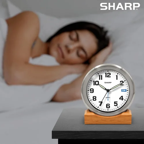 Vista 4 de Sharp Silent Sweep - Reloj despertador analógico sin tictac, escritorio de metal cepillado o reloj de pared con soporte de madera auténtica