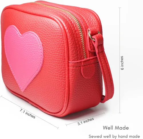 Vista 5 de Regalo para niñas y mujeres, bolso cruzado pequeño de piel sintética espaciosa con borla y correas ajustables, diseño en Italia