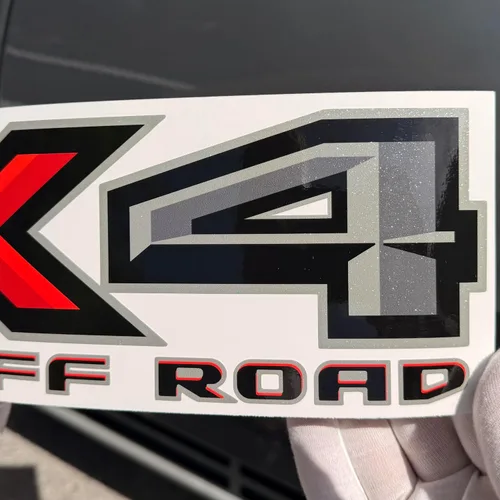 Vista 5 de GOLD HOOK FX4 - Calcomanías todoterreno compatibles con Ford F-150 2015-2026, serie Diamond, acabado brillante negro y rojo, juego de 2
