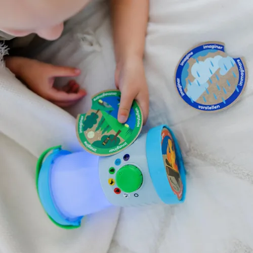 Vista 6 de Melissa & Doug Let's Explore Light & Sound - Juego de faroles para acampar