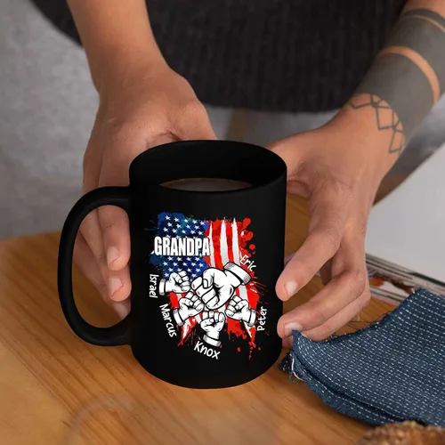 Vista 6 de Taza de café personalizada con la bandera estadounidense para el abuelo y el día del padre, nombres personalizados para papá y niños, taza