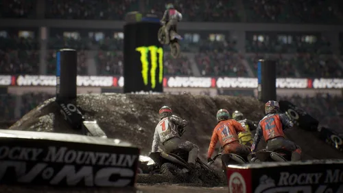 Vista 3 de Monster Energy Supercross - The Official Videogame 3 (Xbox One)