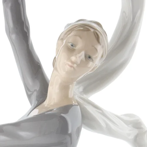 Vista 5 de NAO Bailarina con velo. Figura de bailarina de porcelana.