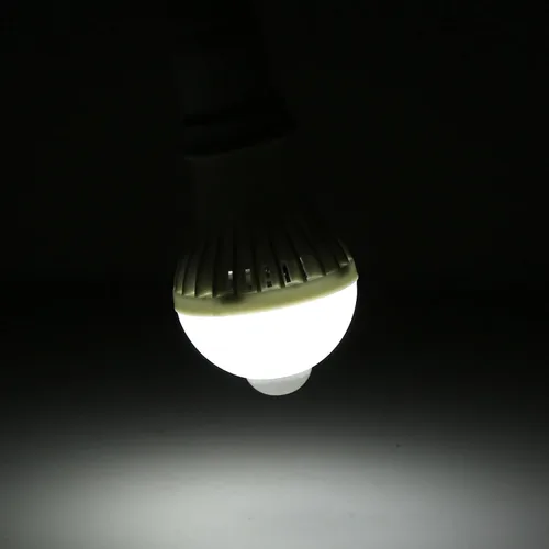 Vista 4 de Keenso Bombilla con sensor de movimiento E27 de 7 W, bombillas LED PIR con sensor infrarrojo inteligente, luz nocturna de encendido/apagado