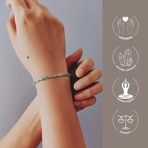 Vista 4 de Pulsera de cuentas de cristal natural de plata 925 hecha a mano. Joyería energética de piedras preciosas facetadas para mujeres, regalo