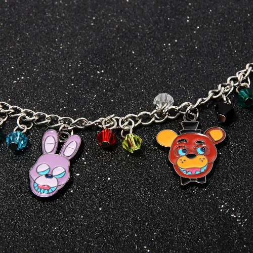 Vista 6 de FNAF - Insignia de guardia de seguridad Pin de guardia nocturno de Freddy Fazbear Regalos de disfraz de la FNAF para niños, hombres, mujeres