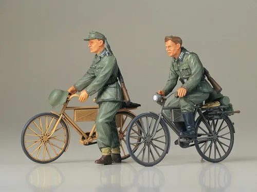 Vista 2 de Tamiya Modelos Soldado alemán con bicicletas