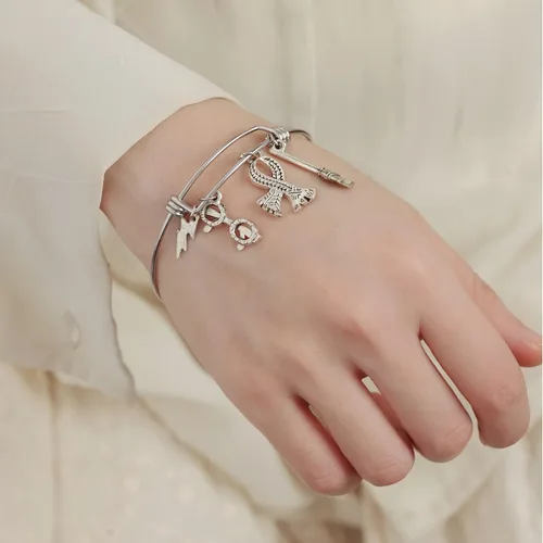 Vista 4 de Fancy Space Pulseras con dije de hechicero, pulsera de Halloween con temática de hechicero, ajustable de 6.8 pulgadas, regalo de cumpleaños