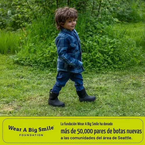 Vista 6 de Western Chief Botas de Neopreno Freestyle para Exteriores para Niños, Ligeras, Aptas para Niños y Niñas, Botas Impermeables para Lluvia, Barro Negro