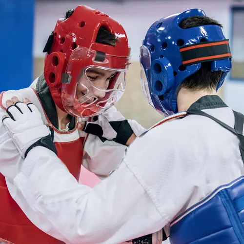 Vista 2 de Unomor Boxeo desmontable Taekwondo protector facial deportivo para niños y adultos Sparring Headgear 8.85 x 7.87 x 3.54 pulgadas
