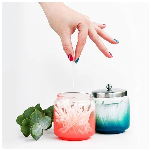 Vista 3 de Q-tips Hisopos de algodón para higiene y cuidado de la belleza, hisopos de algodón originales hechos con 100% algodón, 625 unidades (paquete de 2)